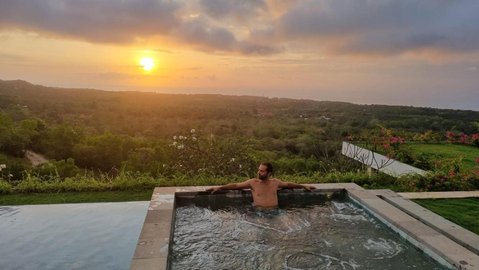 Uluwatu Sunset Hills Apartment ภายนอก รูปภาพ
